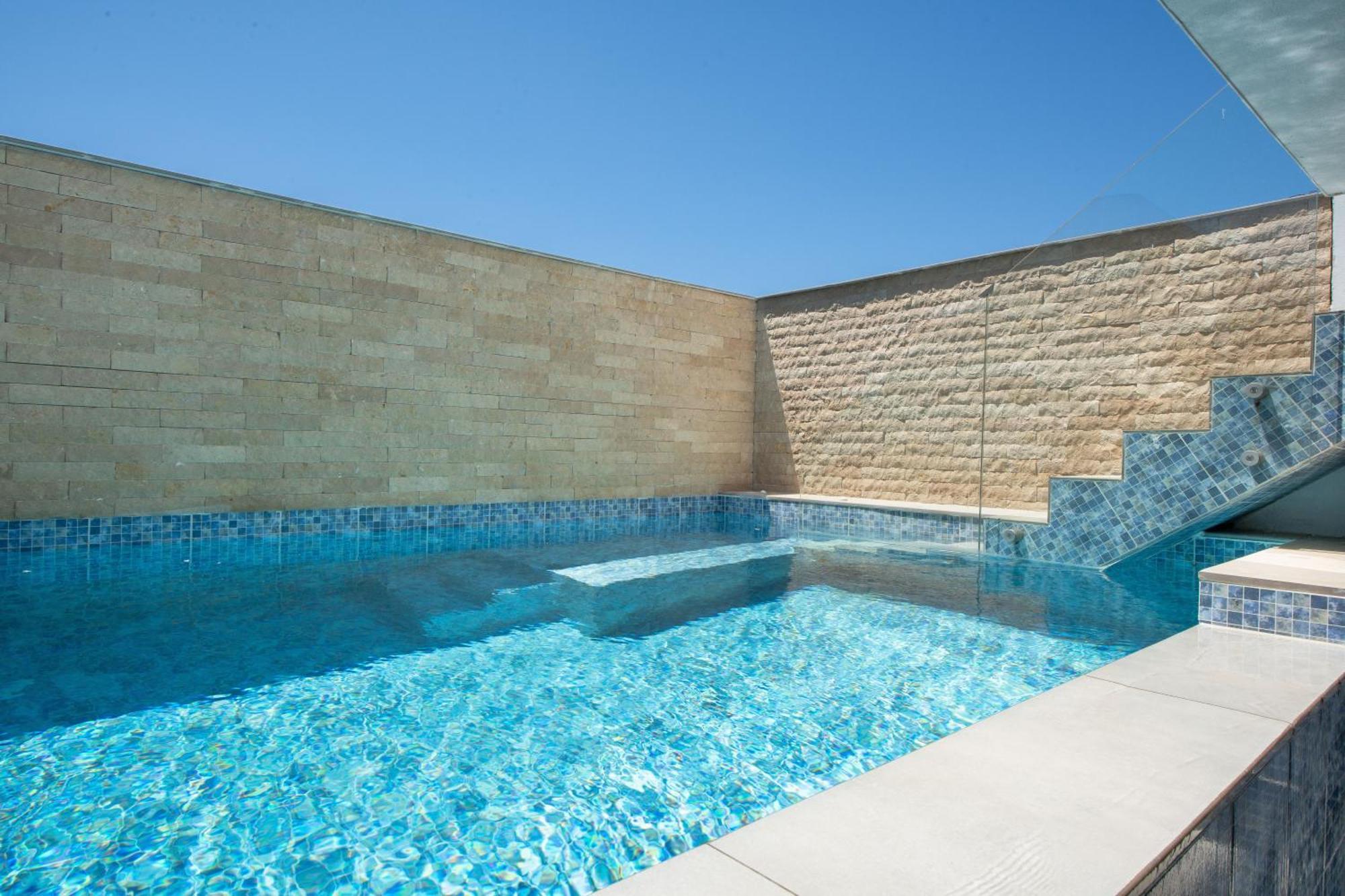 Apartment Santa Marina Luxury #2 With Pool Asgourou
